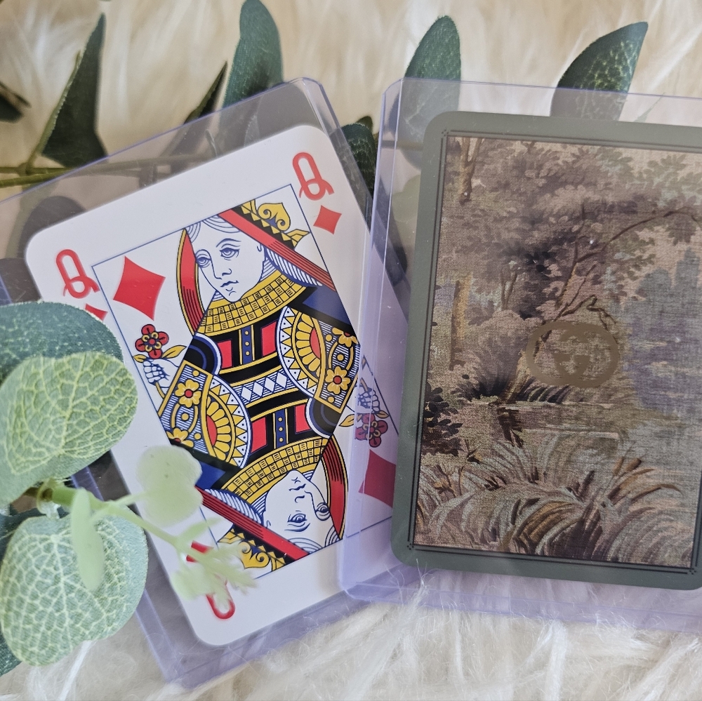Gucci Playcards 💯🔥 Choose 1 - Picture 6 of 6
